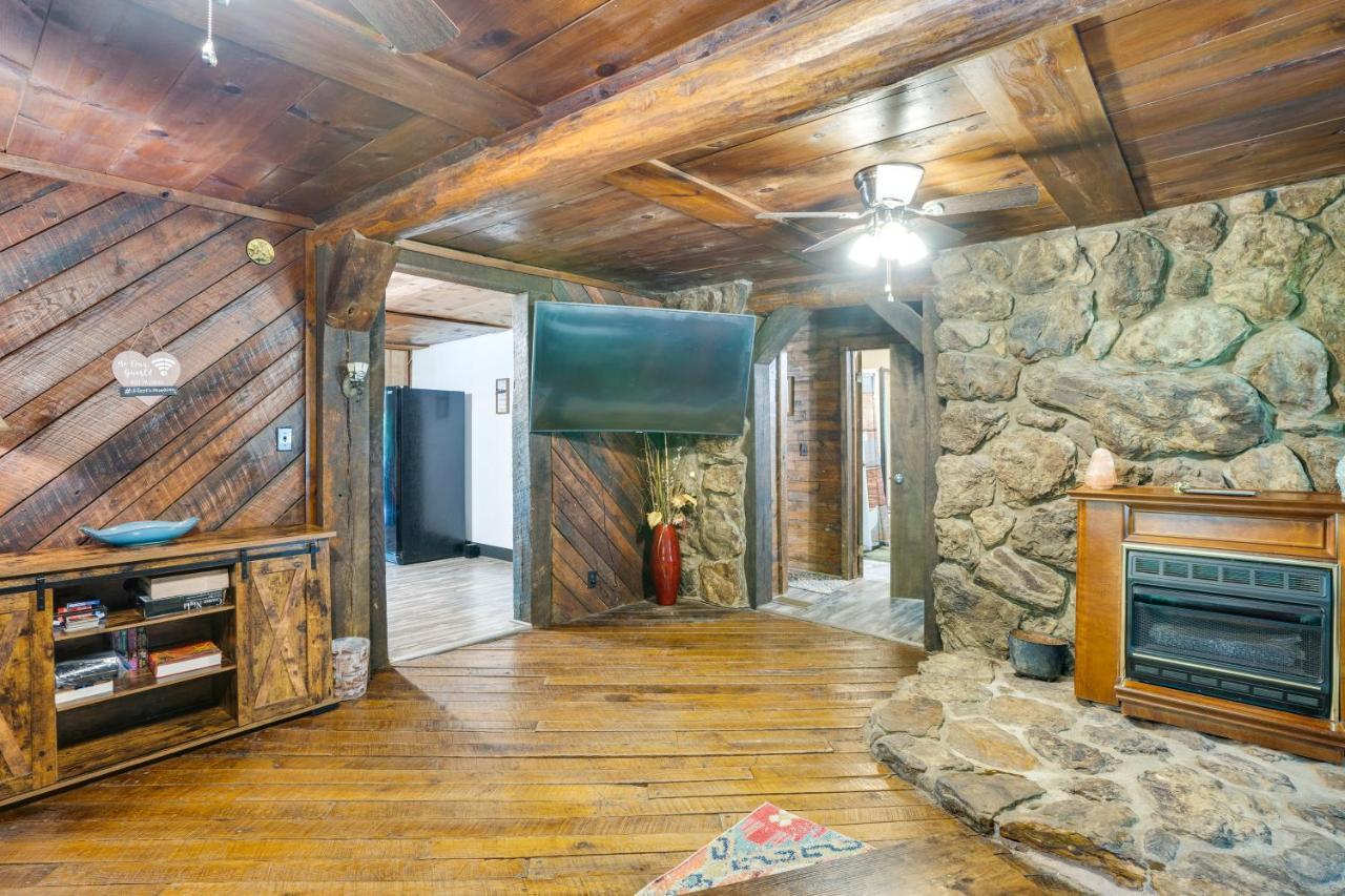Вилла French Lick Getaway With Deck, Grill And Fire Pit! Экстерьер фото